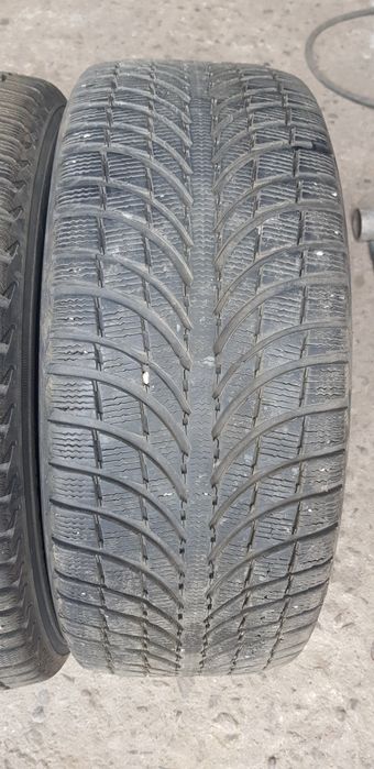 Зимни гуми-18цола-235/55-1бр.-75лв."MICHELIN "