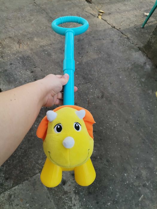 Детска музикална играчка за бутане на Феликс тойс