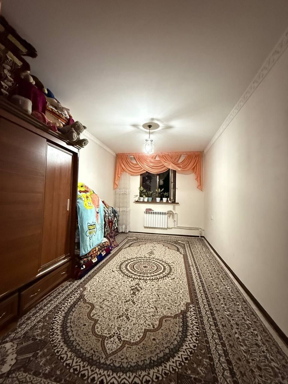 Юнусабад 12 квартал 2/4/4 (50²) продаётся квартира