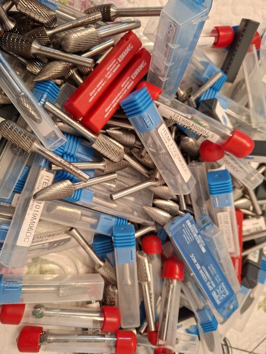 Freze biax cu coada de 6