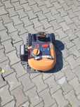 robot pentru iarba