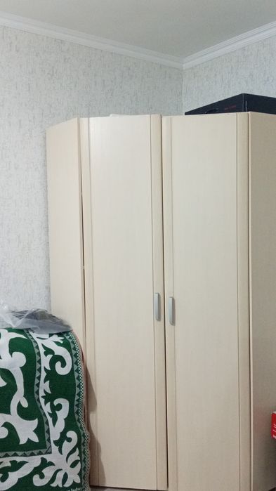 Продам шкаф Угловой