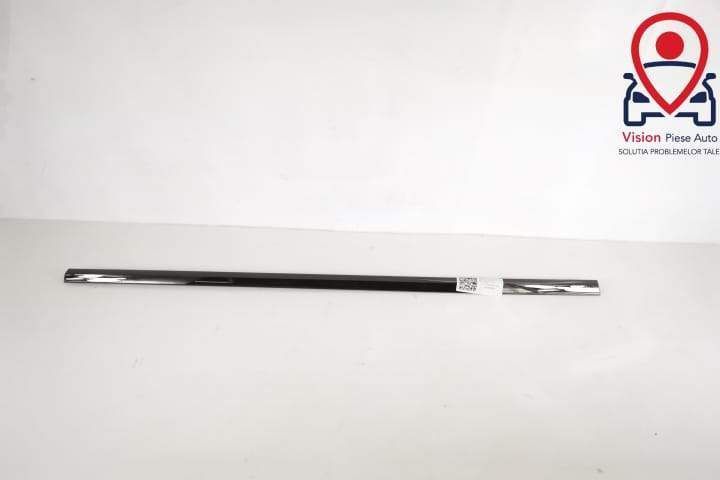 Ornament Usa Geam Dreapta Fata Original In Stare Buna BMW  Seria 7  G1