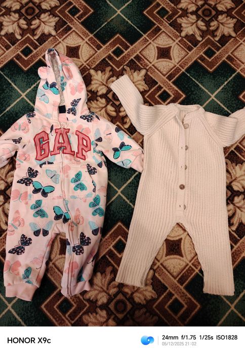 Отдам за шоколадку комбинезон