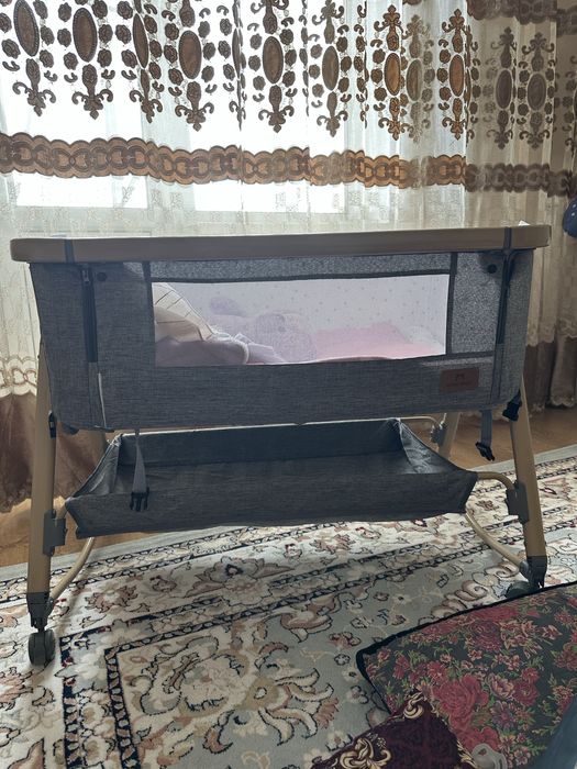 Продам манеж кровать