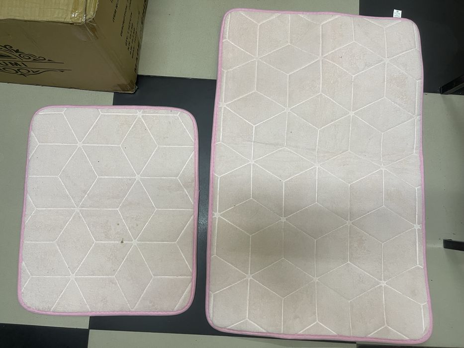 Коврик для ванны толстый СРОЧНО СРОЧНО