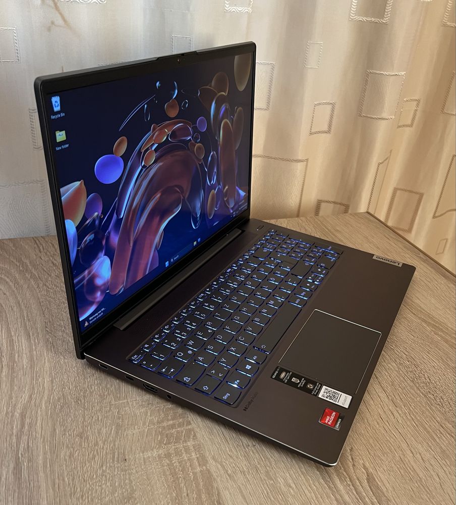 Laptop Lenovo IdeaPad 5 15ABA7 – Ryzen 7 / 16GB / SSD 500GB / Radeon