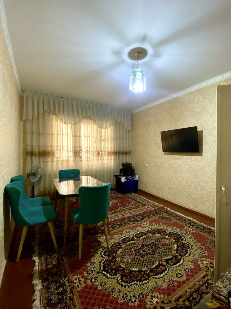 продается 2 комнатная квартира