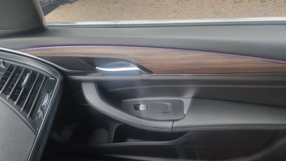 BMW X3 an 2019 volan M