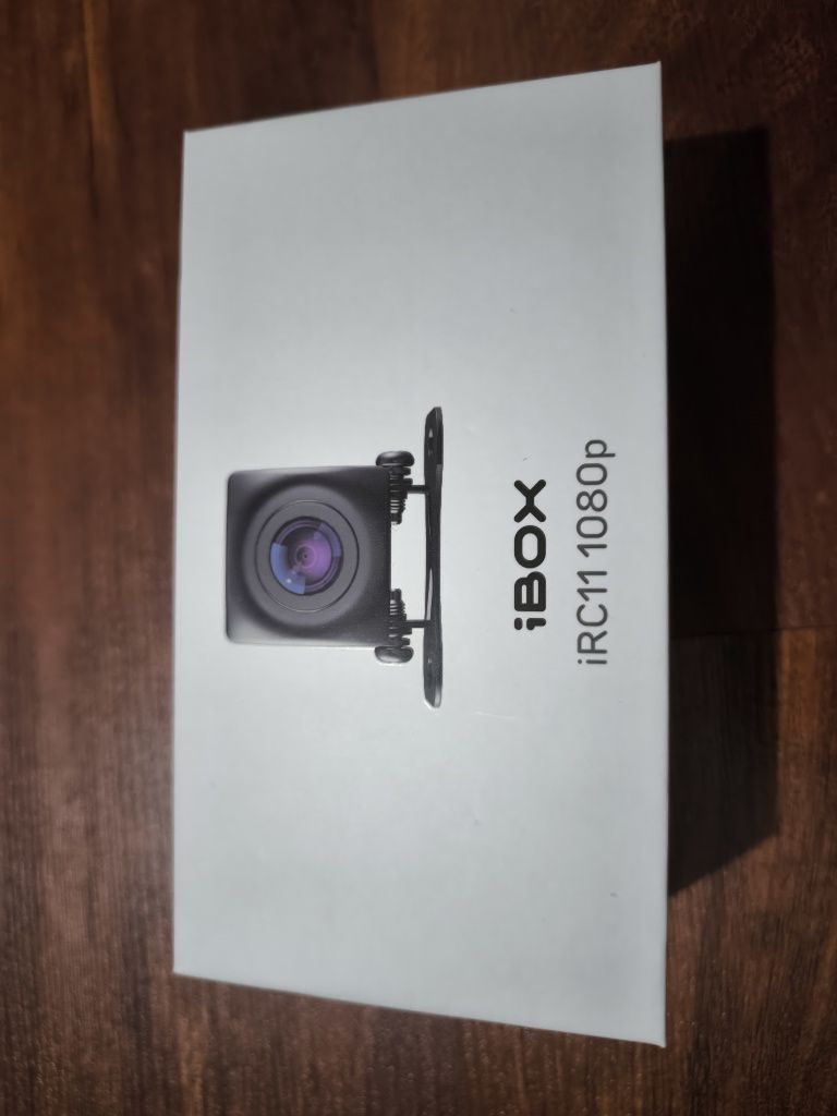 Видеорегистратор ibox продам .