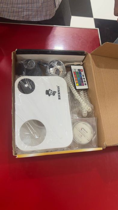 Aparat  sotiladi Dubay