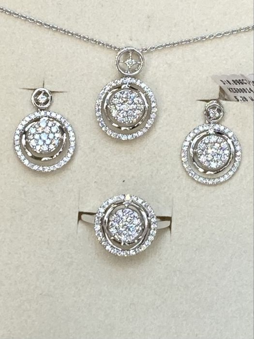 Set aur alb 18kt.cu diamante 1.78ct
