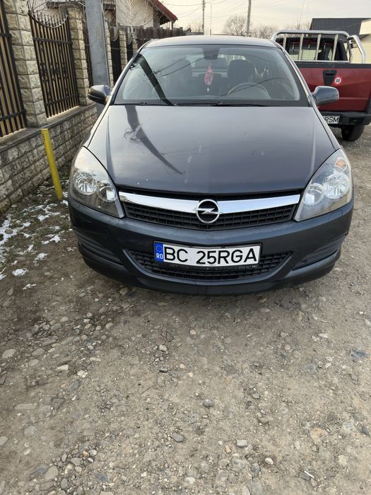 Vând Opel Astra H GTC