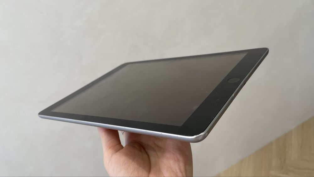 Ipad 2018 года 128 gb