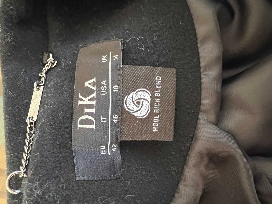 Палто DIKA от естествена вълна