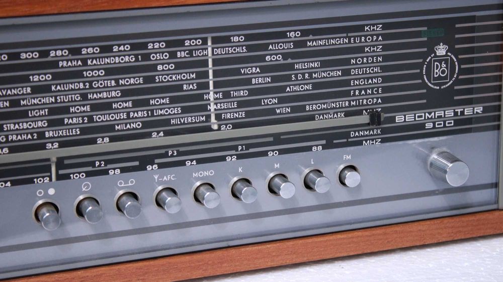 Radioamplificator Beomaster 900(Bang&Olufsen).