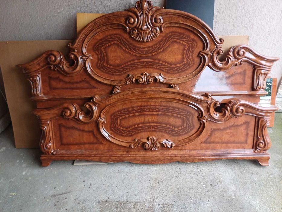 Mobila dormitor din poliuretan