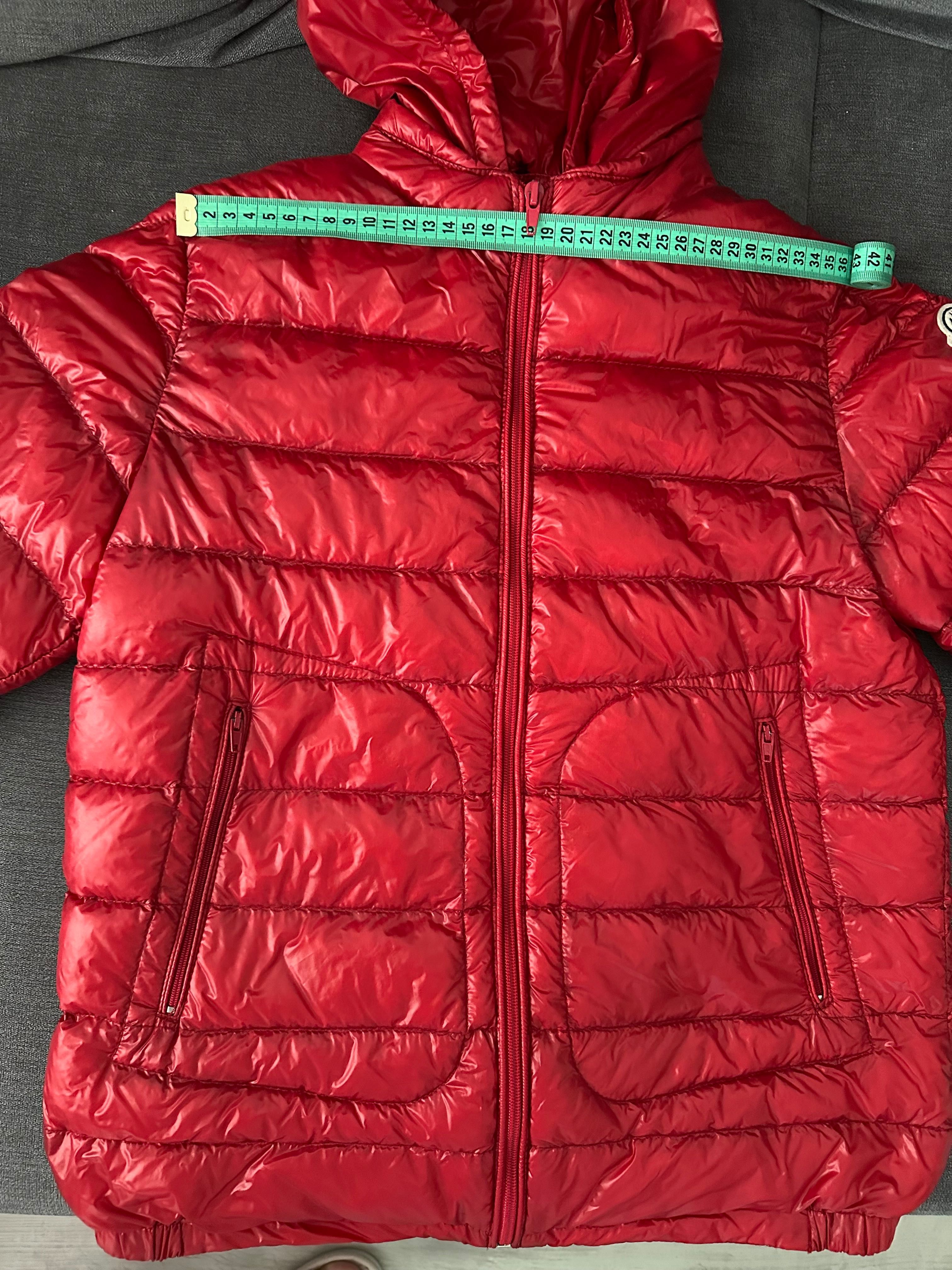 Geaca rosu Moncler