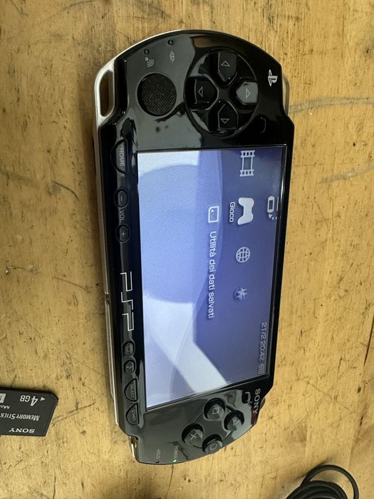 Consola portabila sony psp 2004