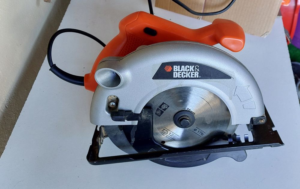 Circular Black & Decker