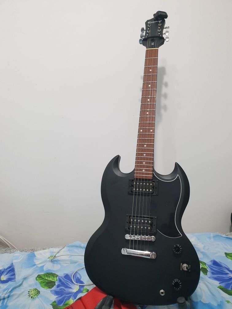 Электрогитара Epiphone SG