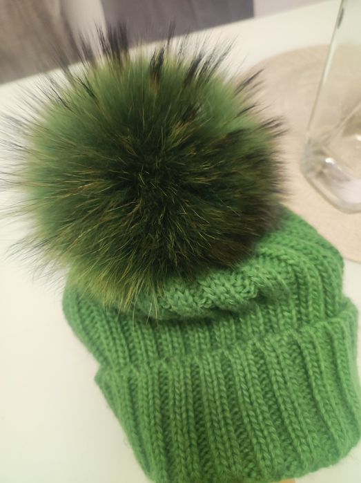 Căciulă  cu moț raton