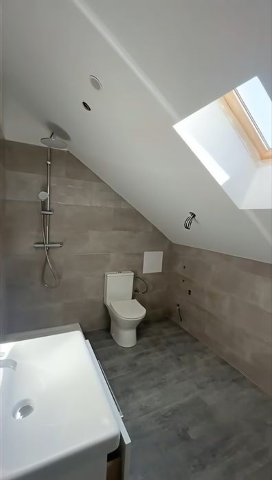 Renovări / Zugraveli / construcții