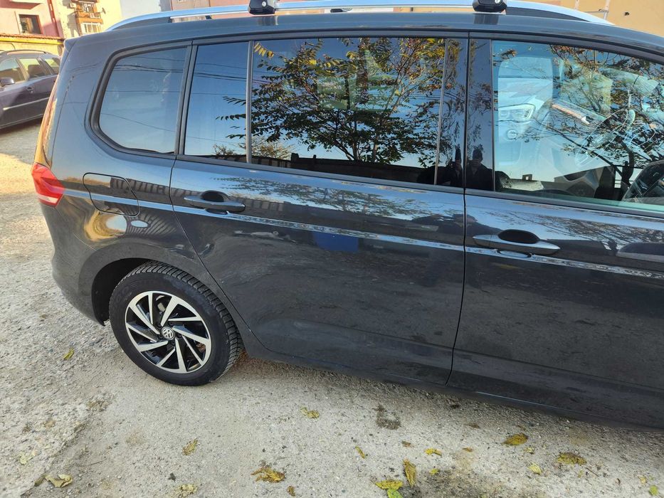 VW Touran 1.6 TDI -2018 - TVA Deductibil