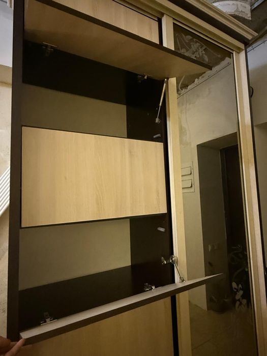 Шкаф для прихожей