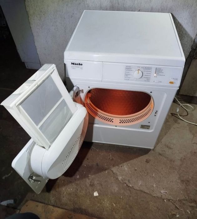 Въздуховодна сушилня Miele