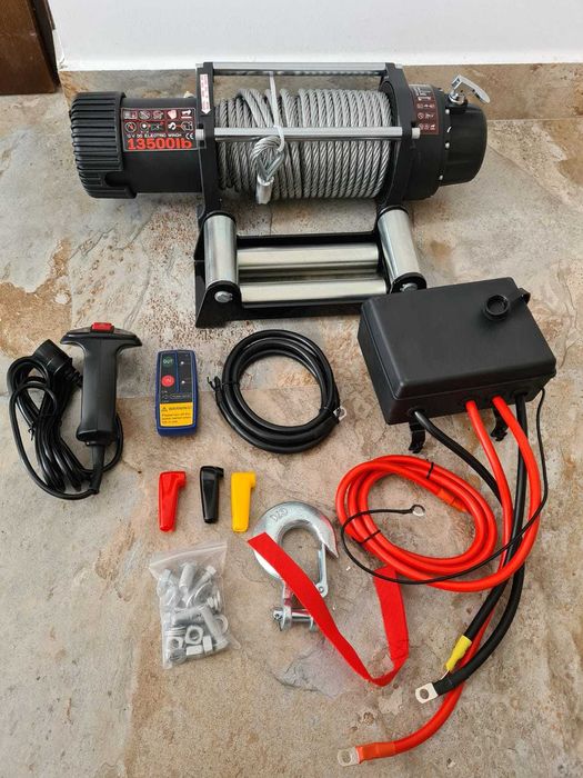 Troliu 12V AUTO / PLATFORMA 12V 13500LBS (6.2T) + 2 Telecomenzi NOU