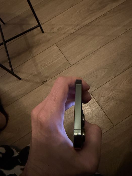 Iphone 13 pro max green