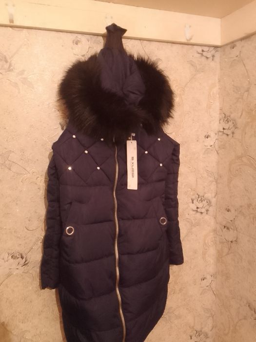 Продам женскую куртку.