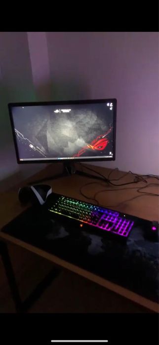 Vand monitor gaming Asus Rog Strix