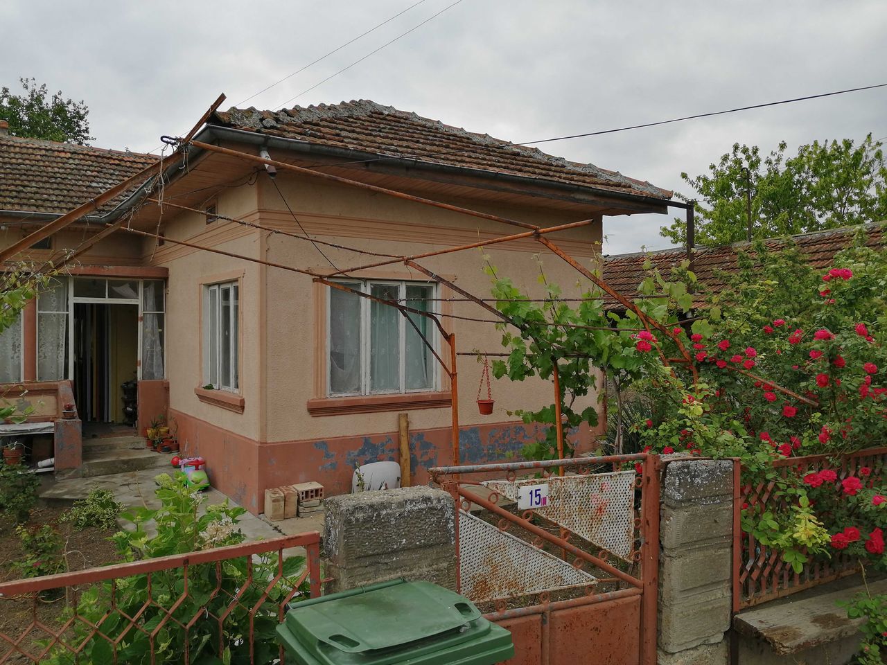 Продава се Къща в Силистра, Център - 88 кв.м за 285 €/кв.м - Снимка #1