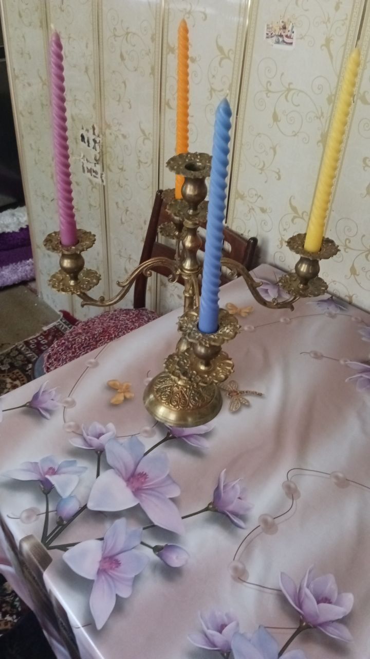 Продам бронзовый конделябр