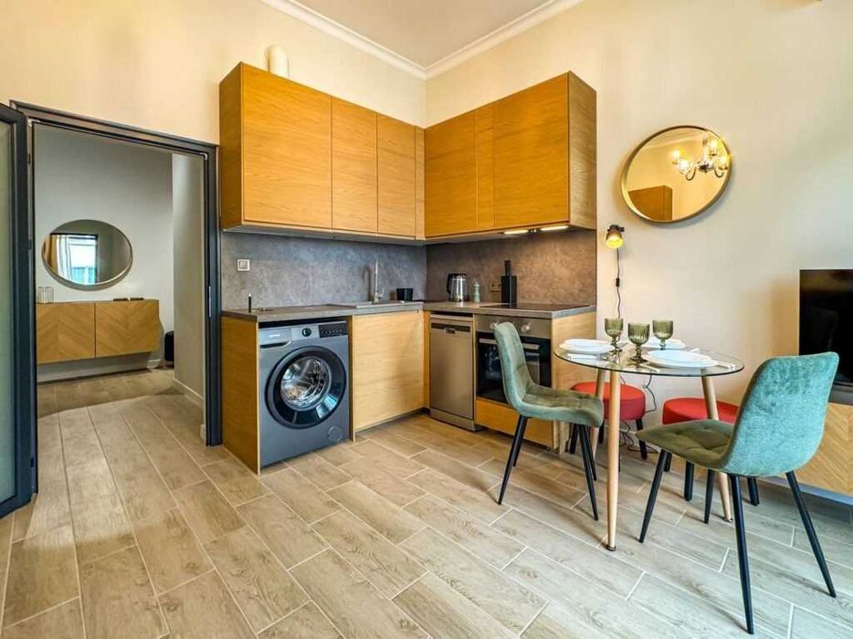 Тристаен апартамент с ремонт за дългосрочно наемане, Сарафов