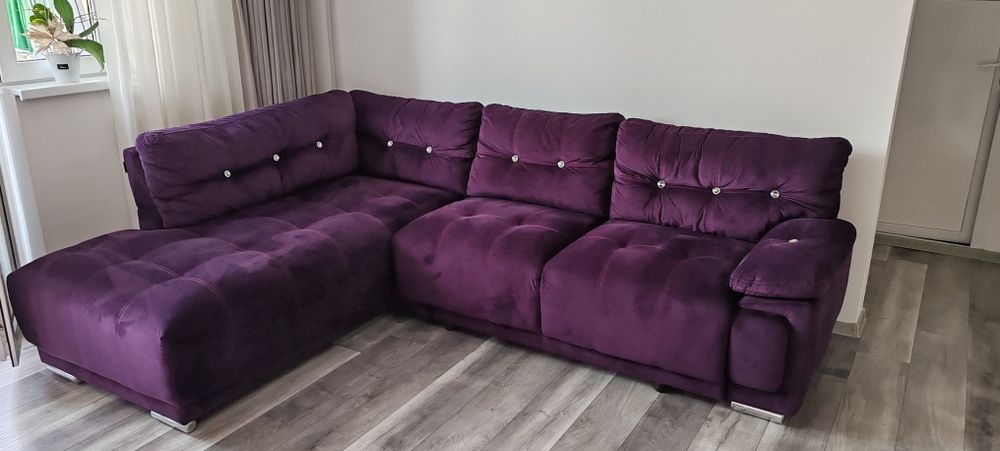 Colțar extensibil cu lada pentru depozitare