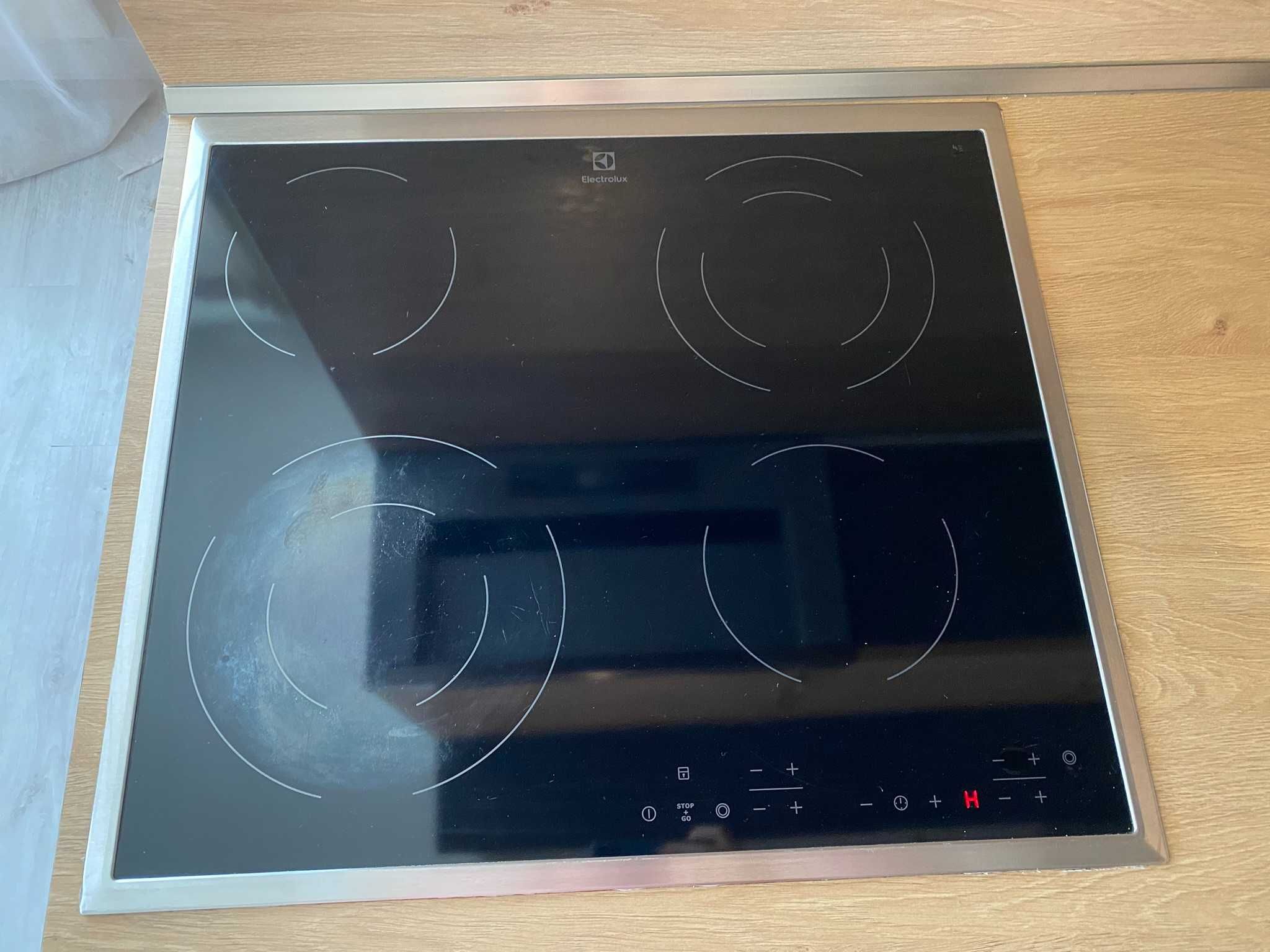 Керамичен плот Electrolux