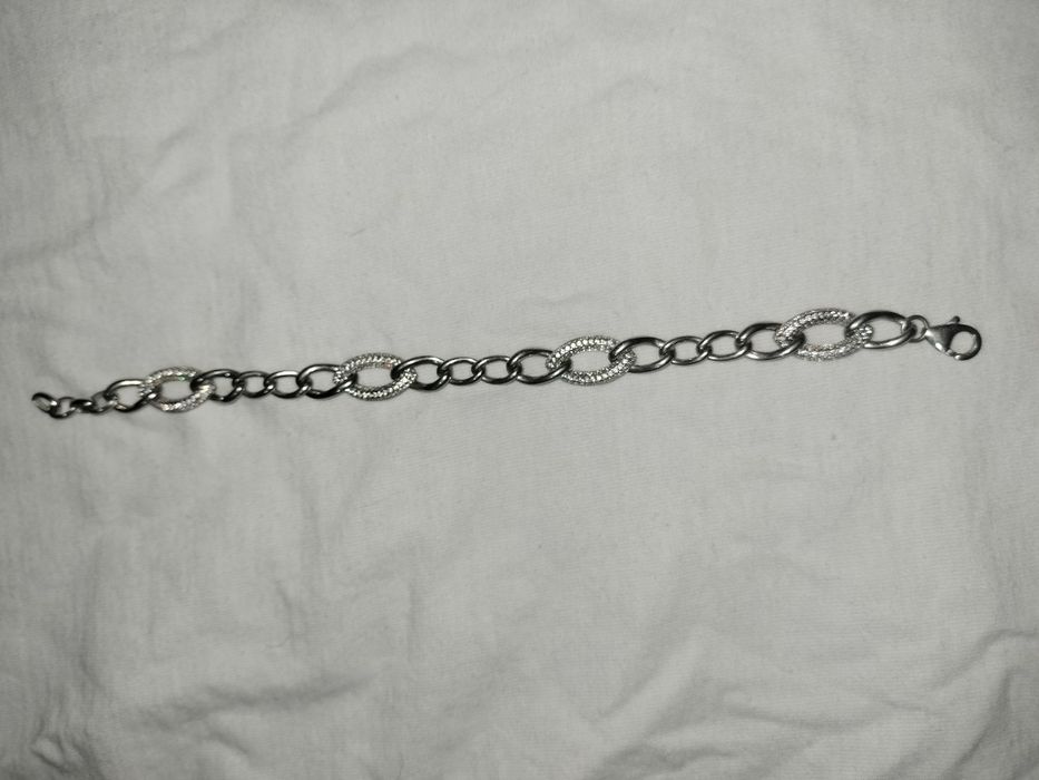Qoʻl uchun Kumush braslet