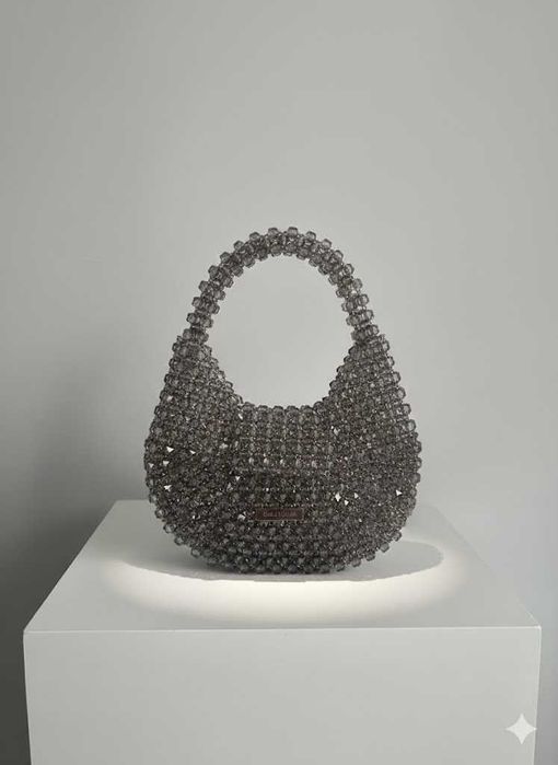 Чанта от мъниста Вели