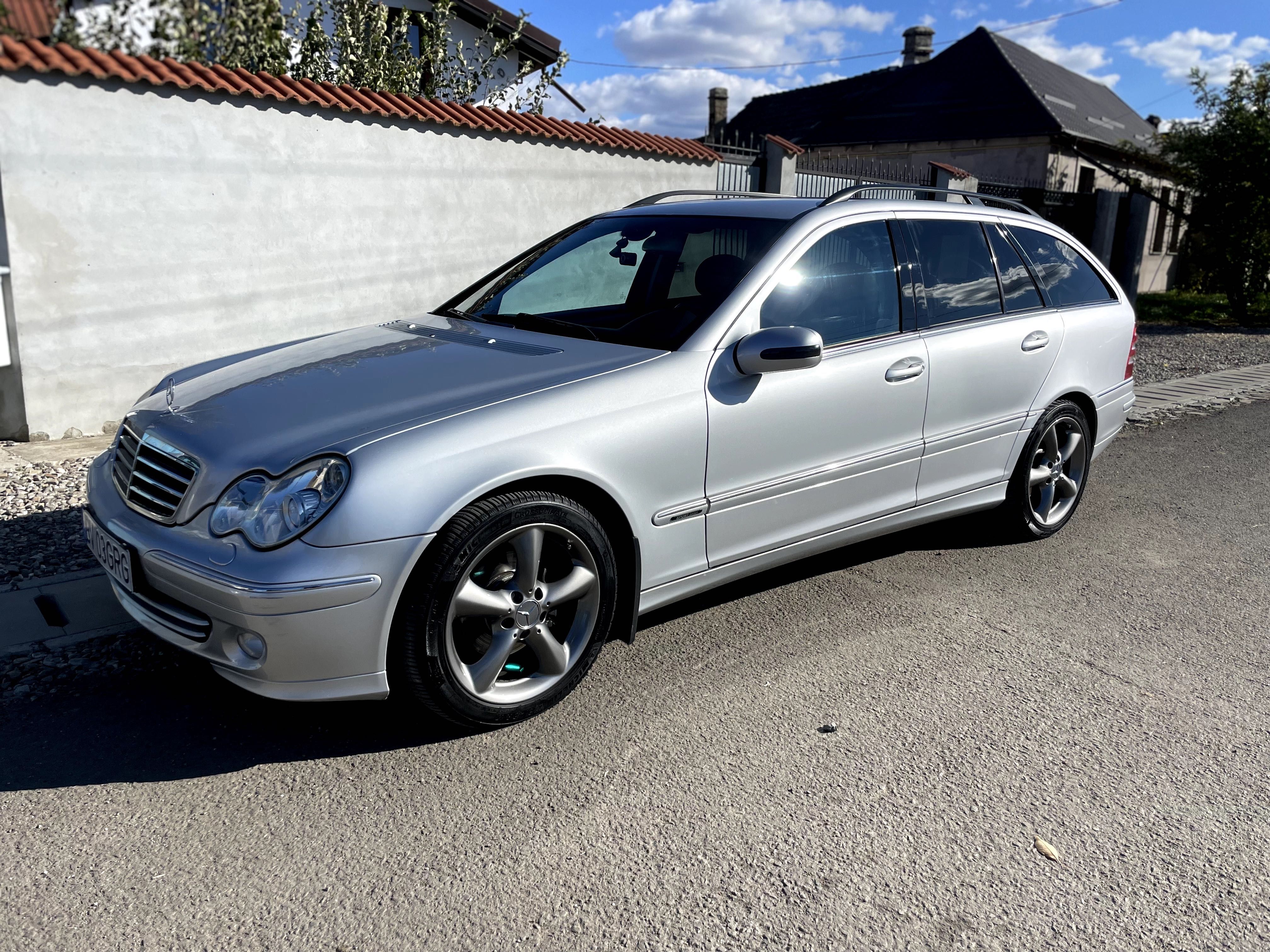 Mercedes Benz C Class (w203) 2.2 CDI