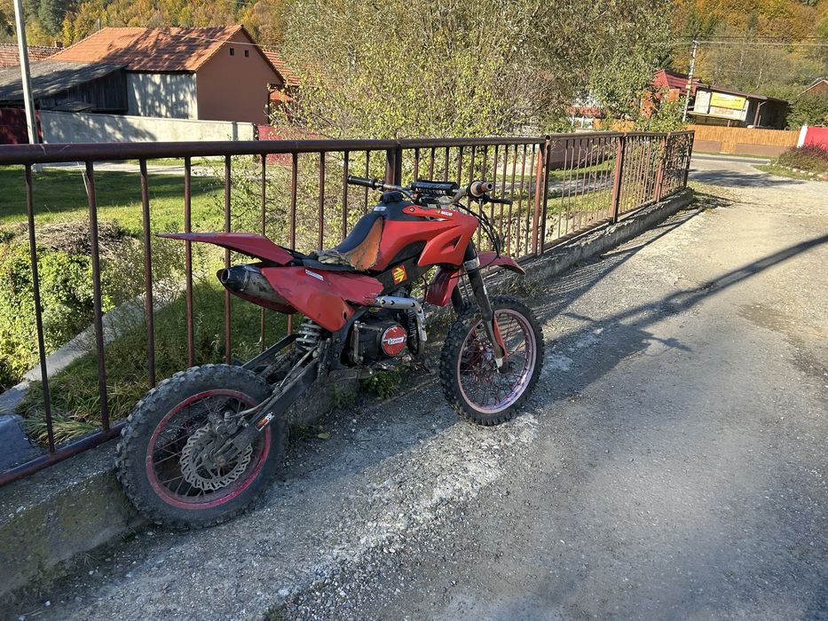 Vand cross 125cc accept si schimburi