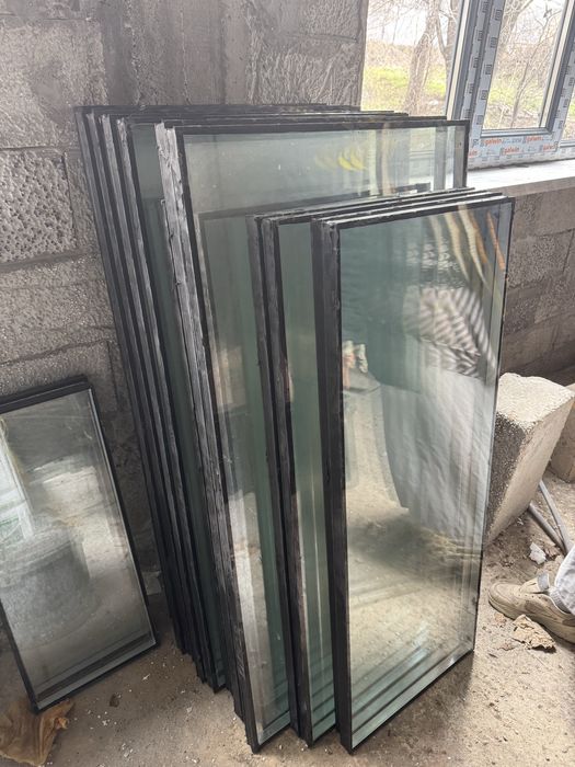 Стекло отдам бесплатно