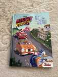 Vand carte Mickey si pilotii de curse
