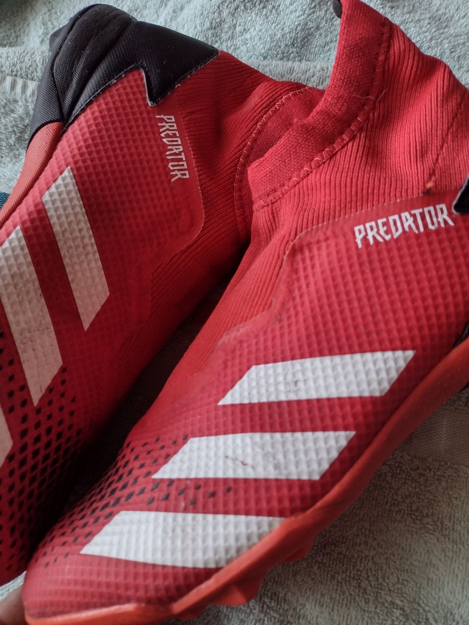 Стоножки  Adidas  PREDATOR