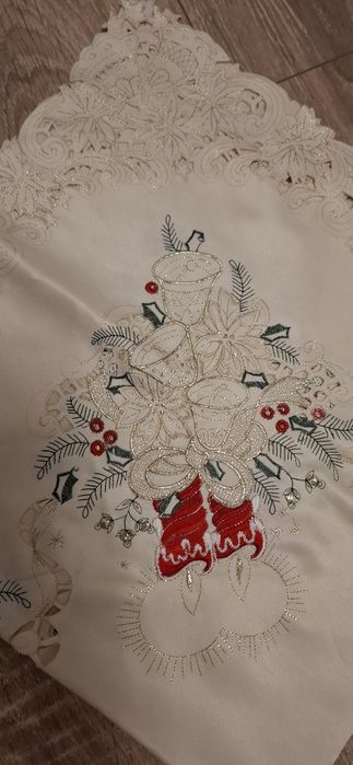 Fata de masa motiv Craciun