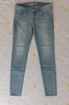Женские джинсы Guess