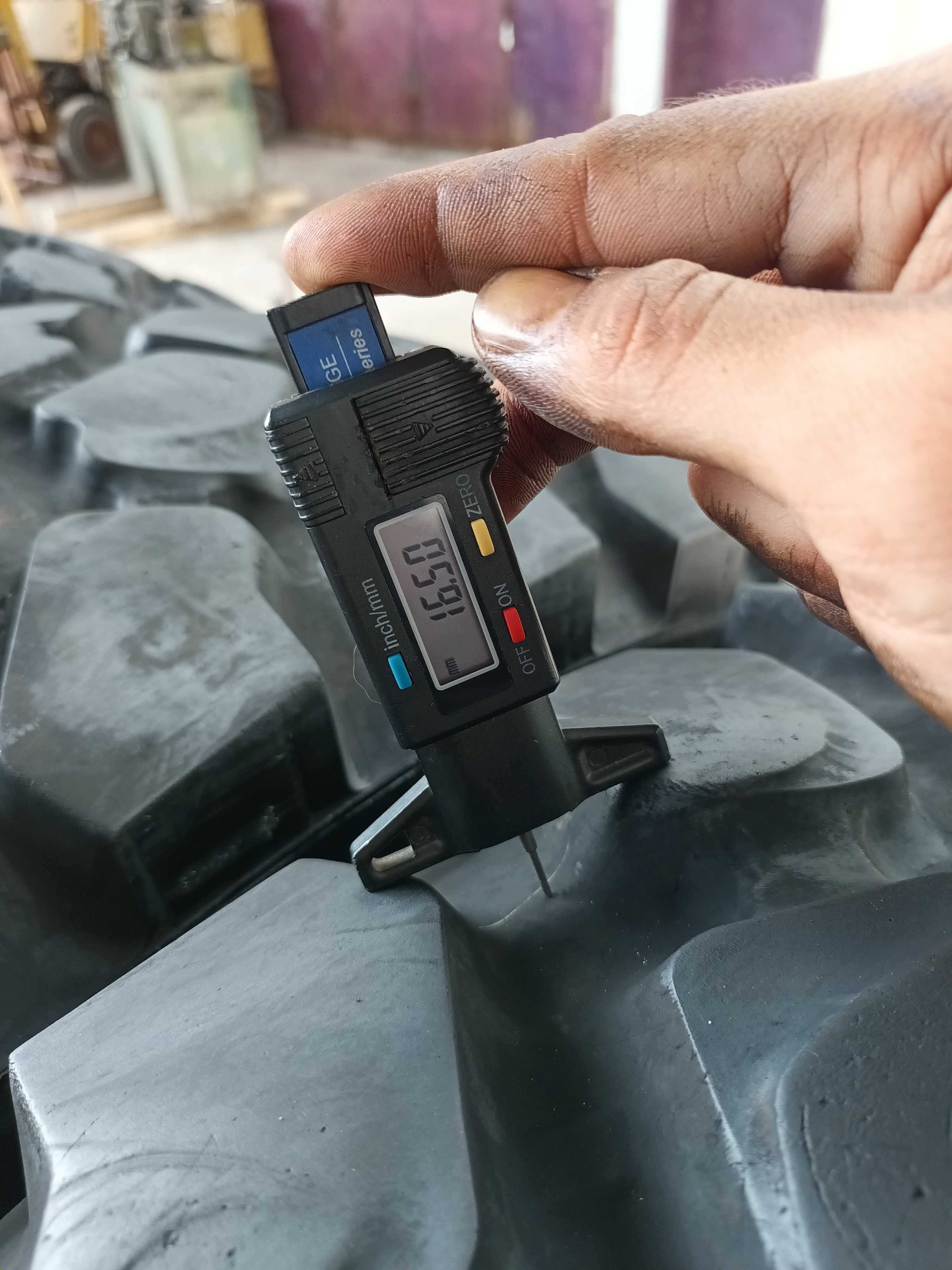 2 Тежкотоварни гуми 14.00R20 Michelin XZL+ 164/160J 166G 22PR DOT2521