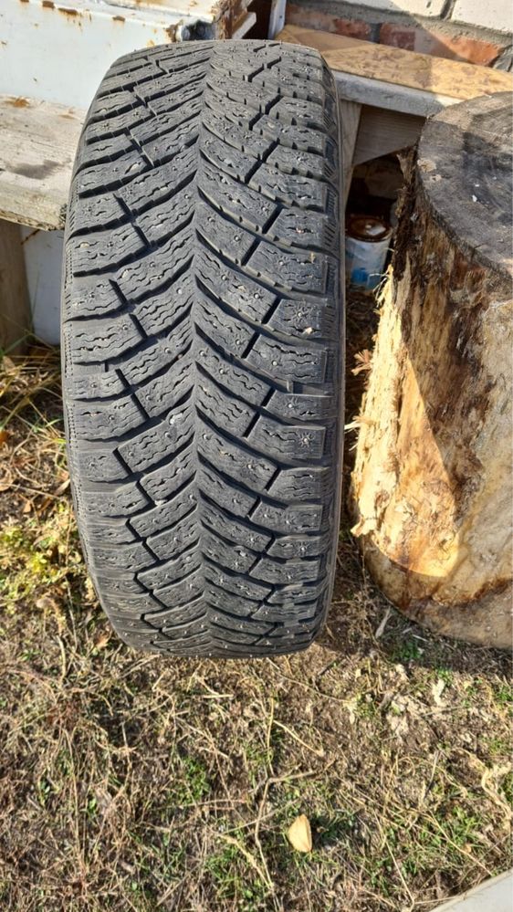 Продам шины Michelin 215/55 R18